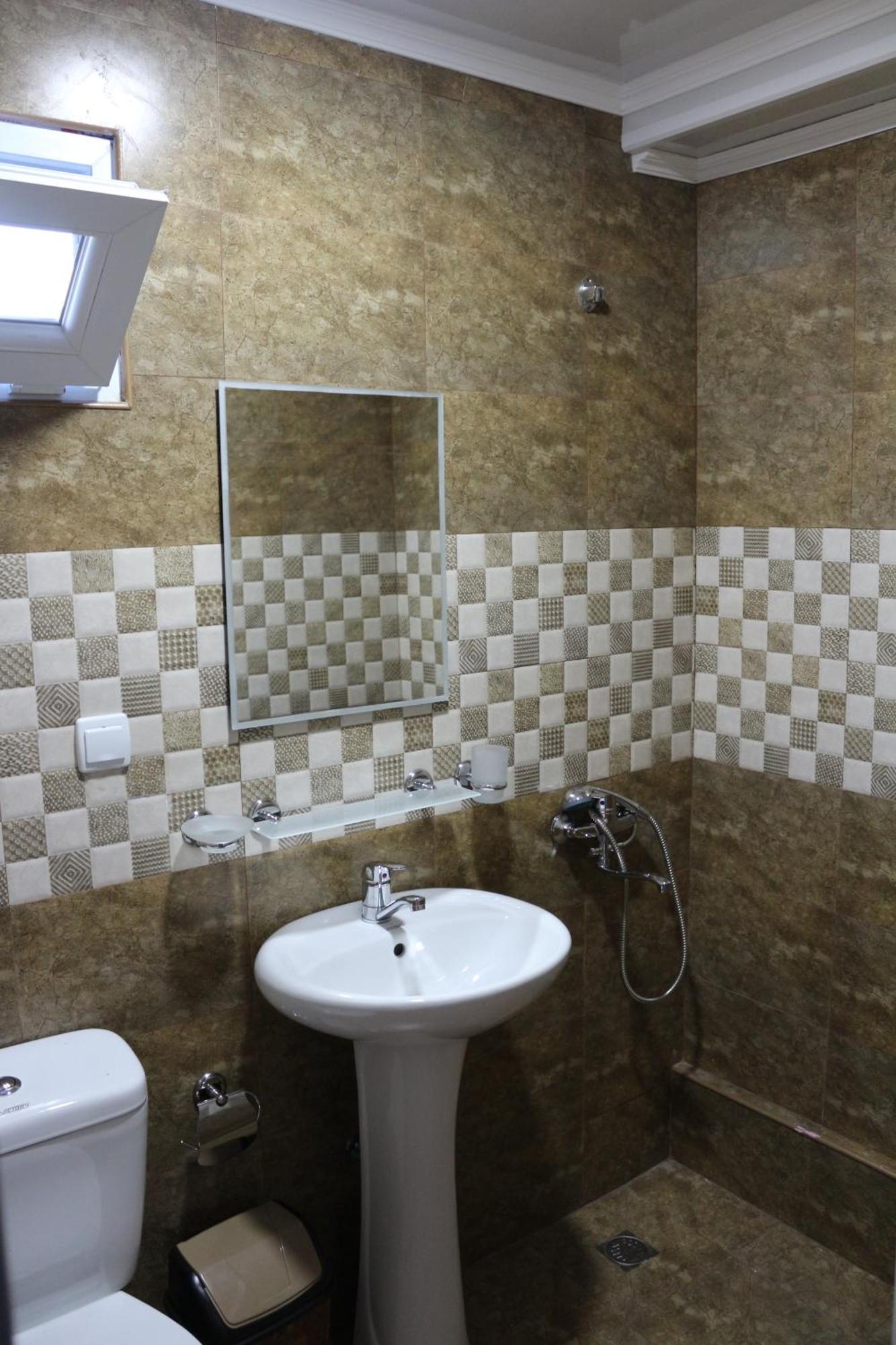 Guest House Kobuleti On Aghmashenebeli Zewnętrze zdjęcie